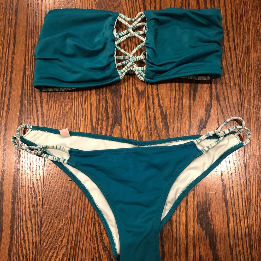 VS bikini set